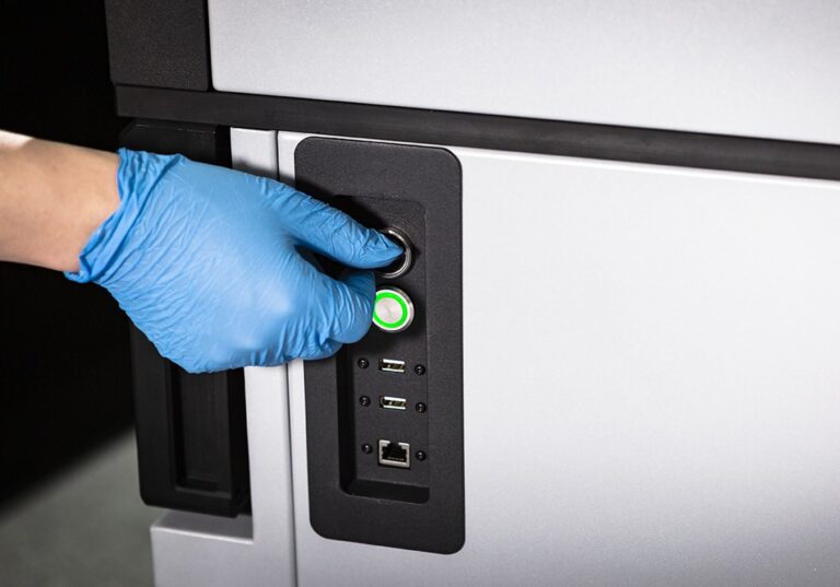 Power-button-P400-industrial-grade-3d-printer